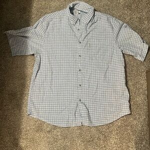 Columbia Short Sleeve Men’s Button Down Shirt